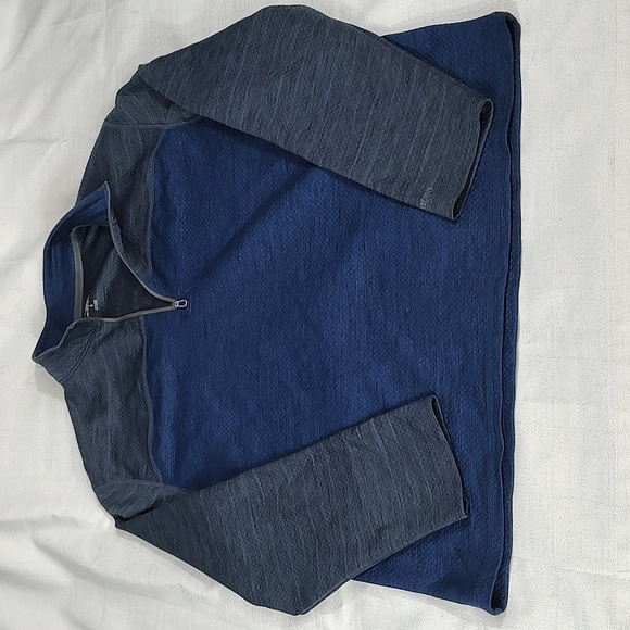 G.H. Bass & Co. Other - GH Bass & Co Blue and Gray Slip Over Shirt A quarter zip up Size Large